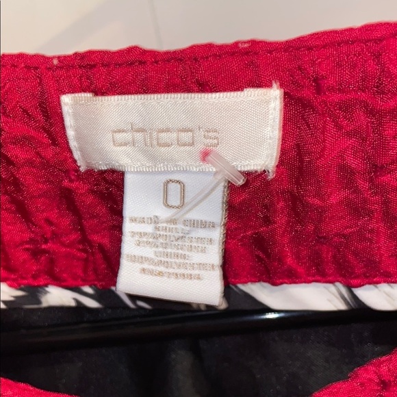 Chico's Red Blazer with Textured Fabric and Relaxed Fit - Picture 2 of 9